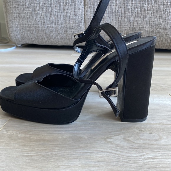 Brand new square toe black platform chunky heels - Picture 4 of 5